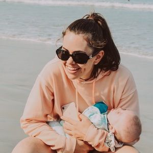 Meet your Posher, Elissa